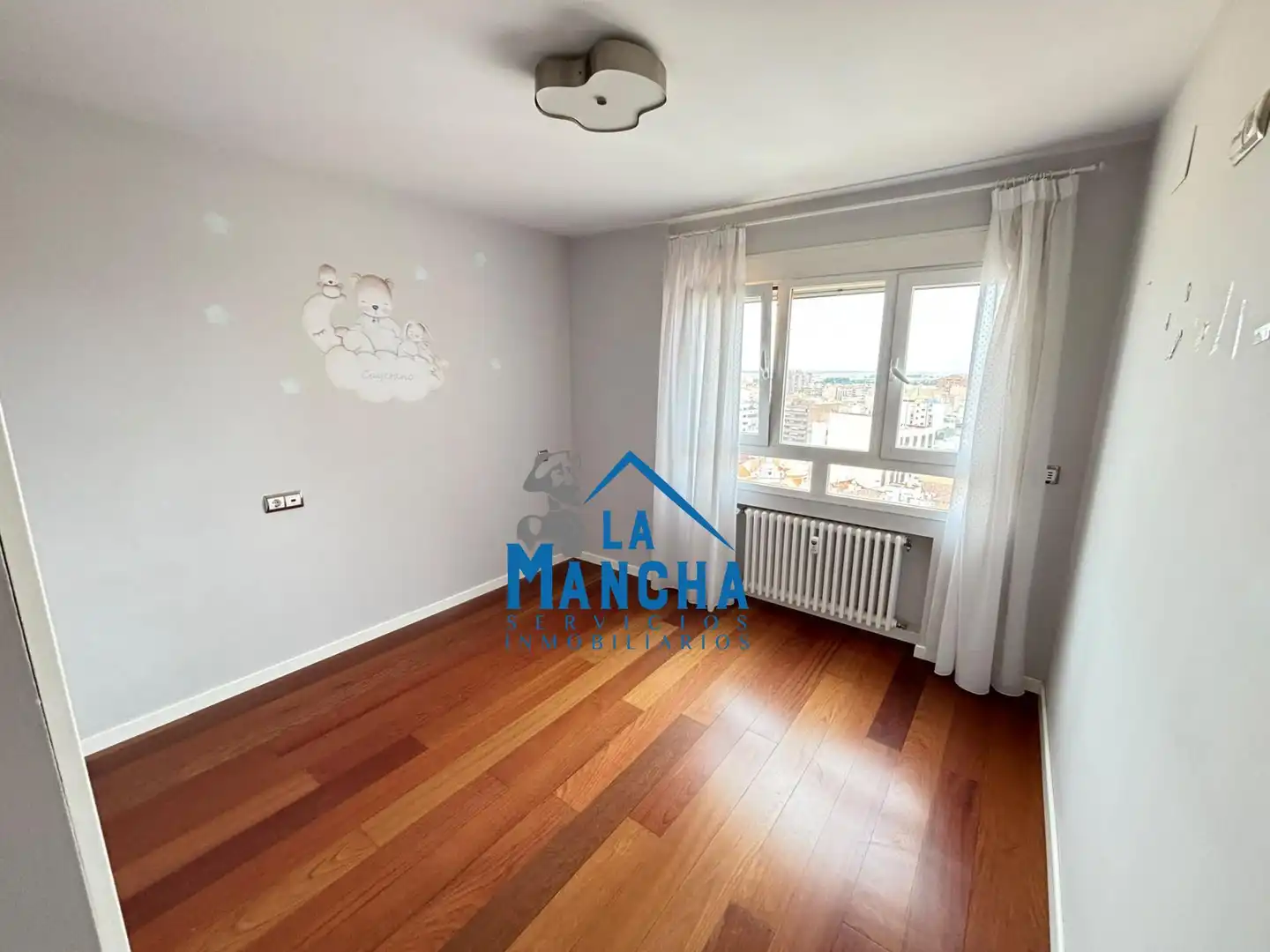Habitación de Piso en venta en Carretas - Pajarita