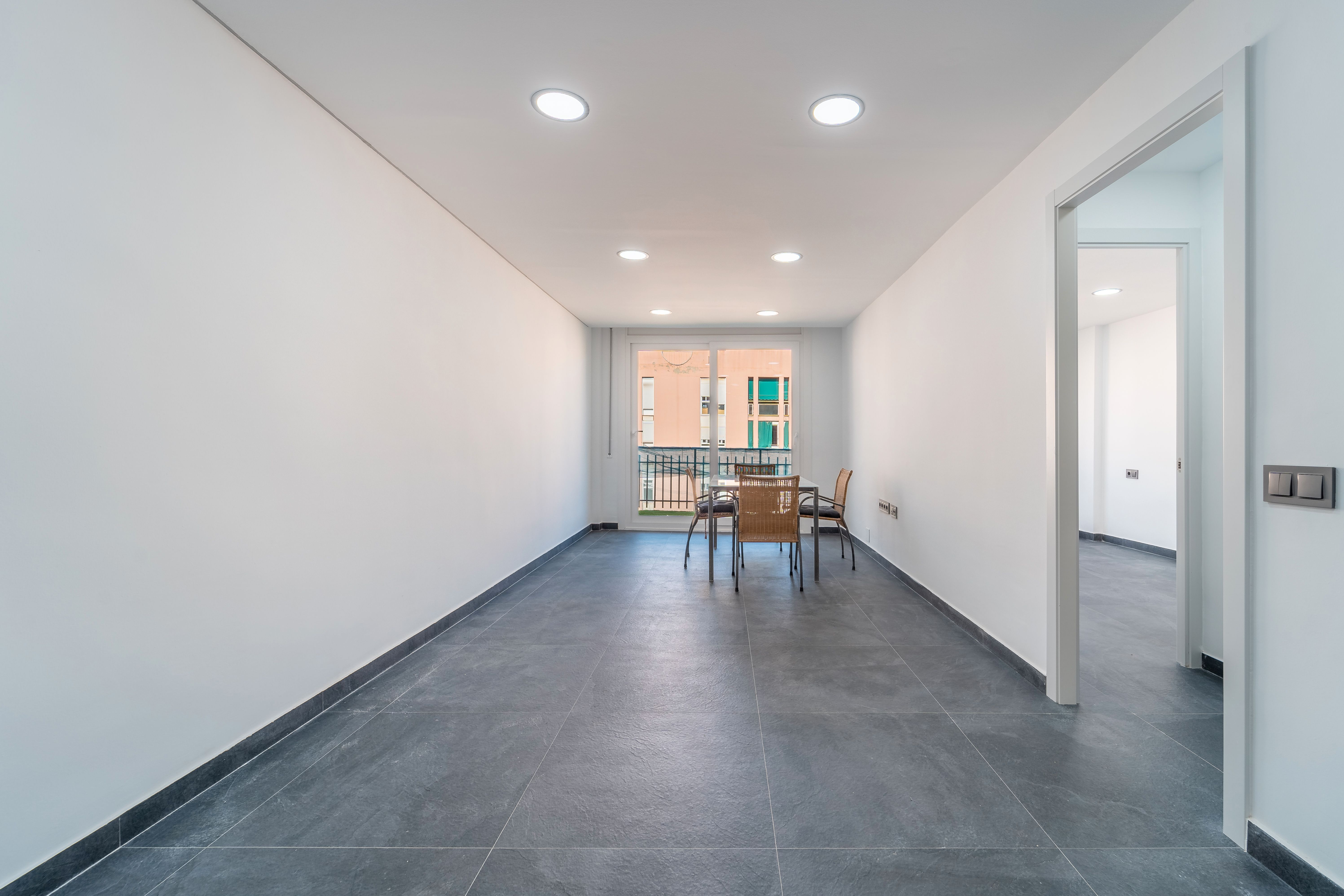 Piso en venta en  Barcelona Capital con Balcón