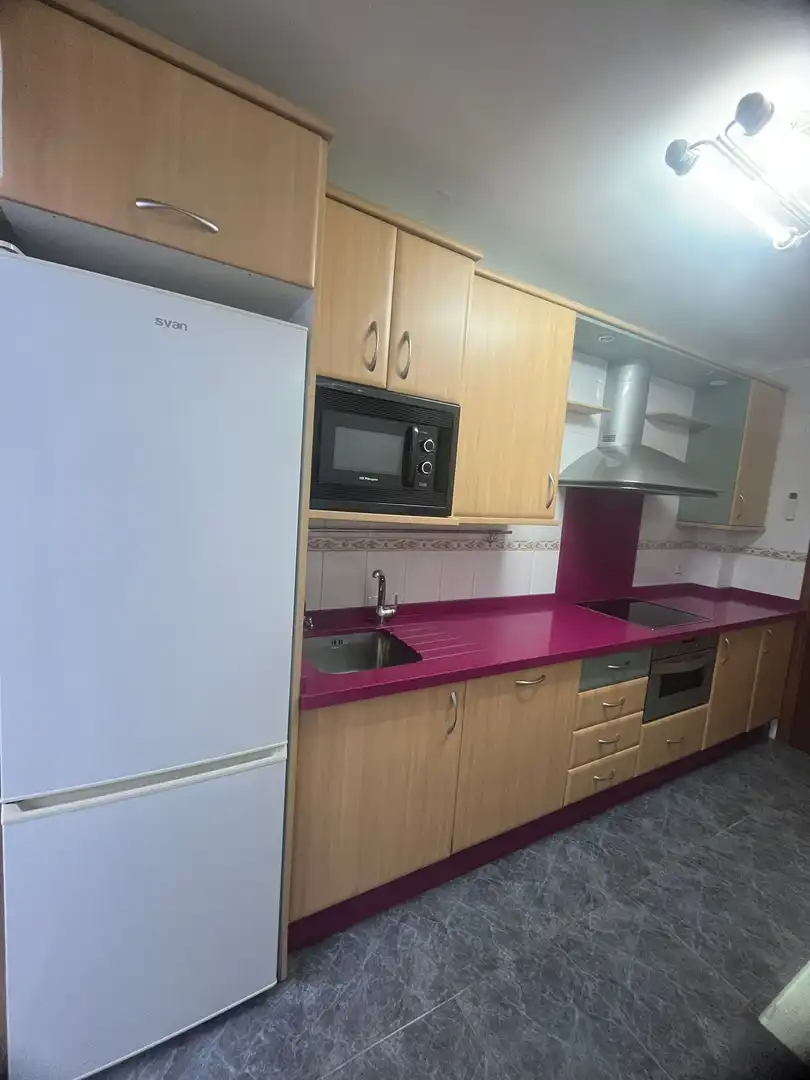 Cocina de Piso en venta en Vélez-Málaga con Aire acondicionado, Terraza y Piscina comunitaria