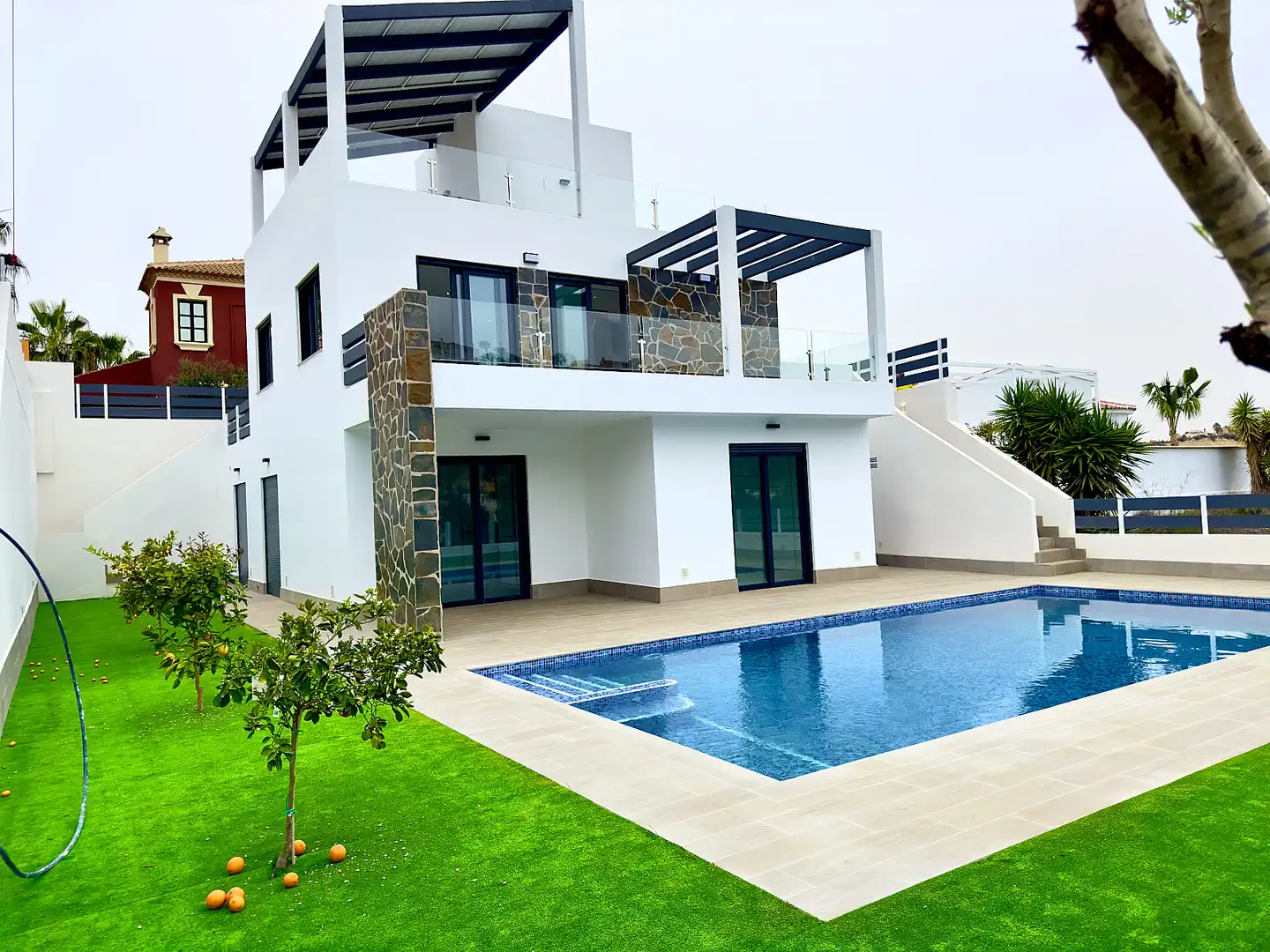 Piscina de Casa o xalet en venda en Rojales amb Aire condicionat, Jardí privat i Terrassa