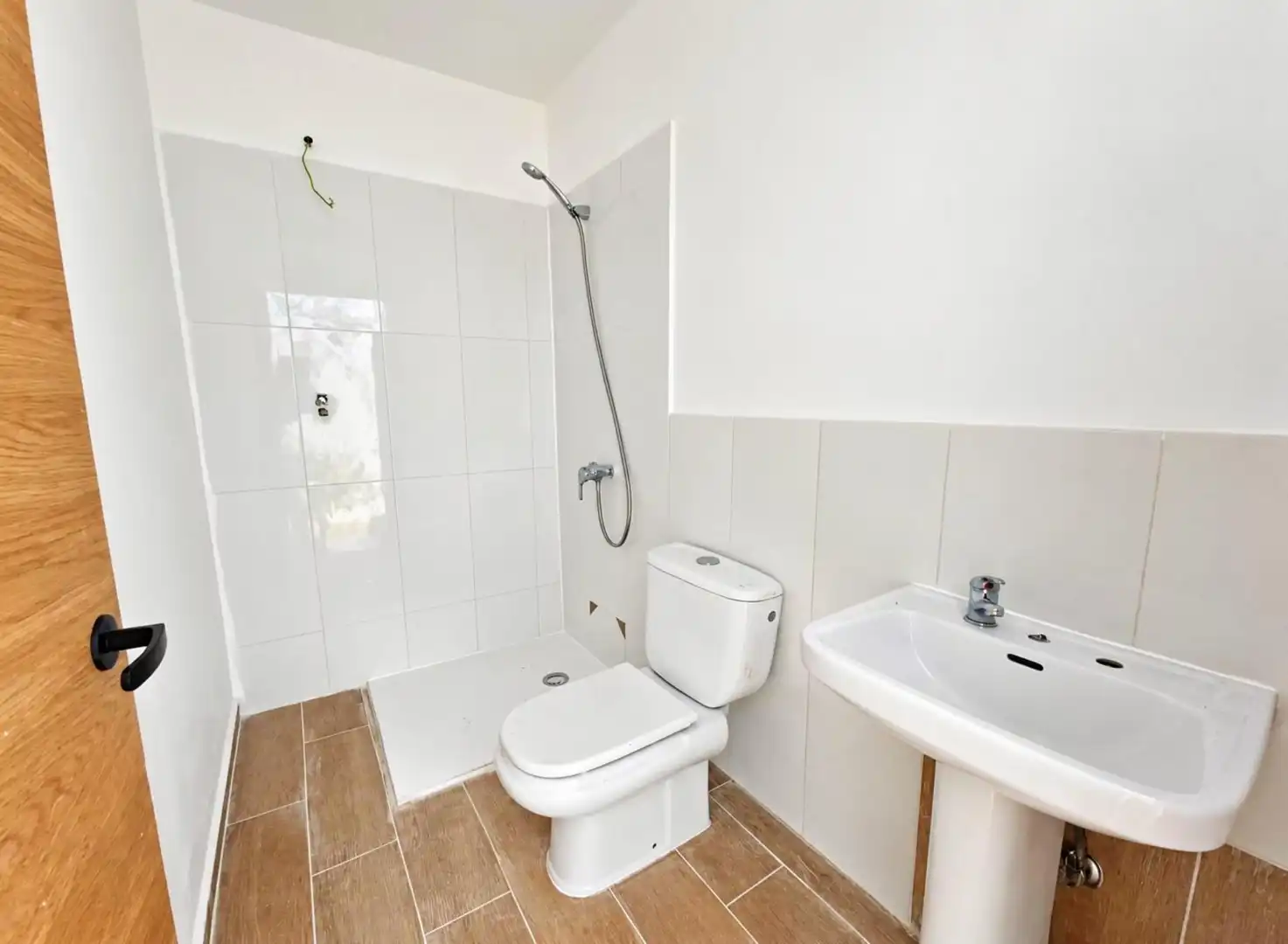 Badezimmer von Erdgeschoss zum Verkauf in Galisteo, Cáceres