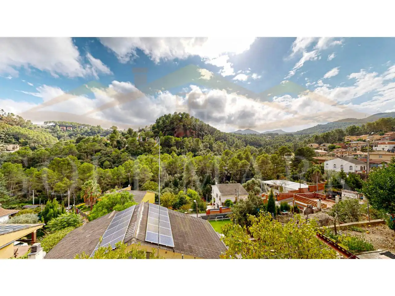 Vista exterior de Casa o chalet en venta en Corbera de Llobregat con Aire acondicionado, Calefacción y Jardín privado