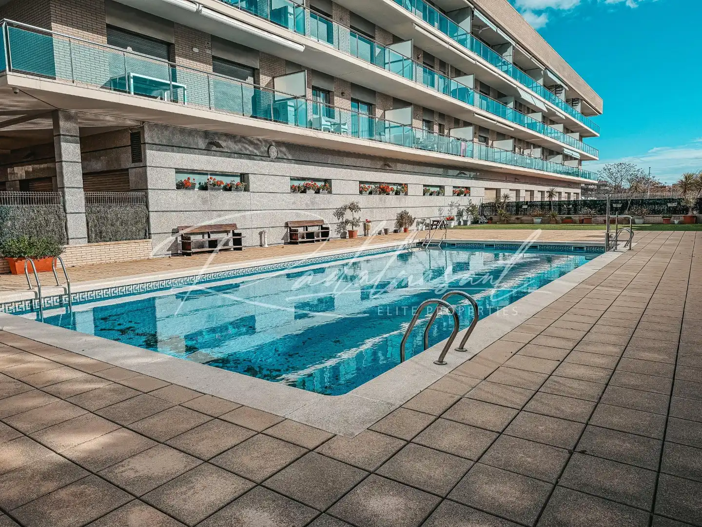 Appartement avec piscine à vendre à Carrer Carrer Riu Brugent