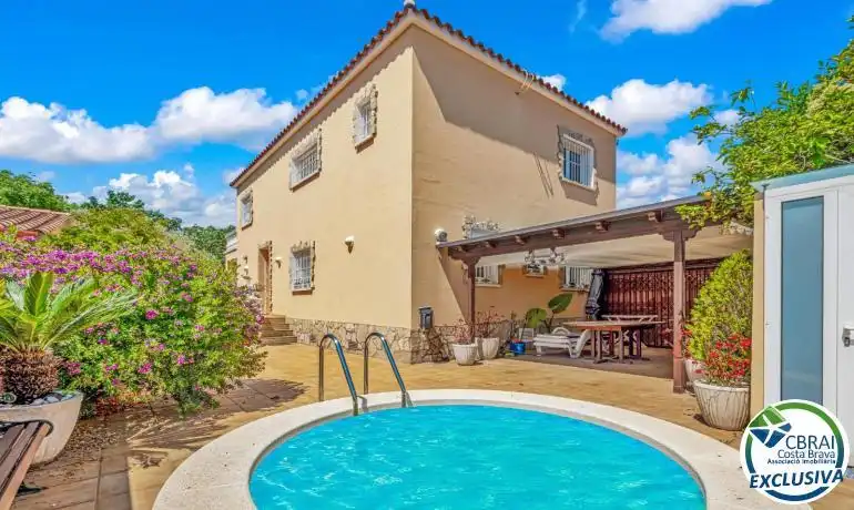 Detached house with pool for sale in Mas Nou 2, imagen 2