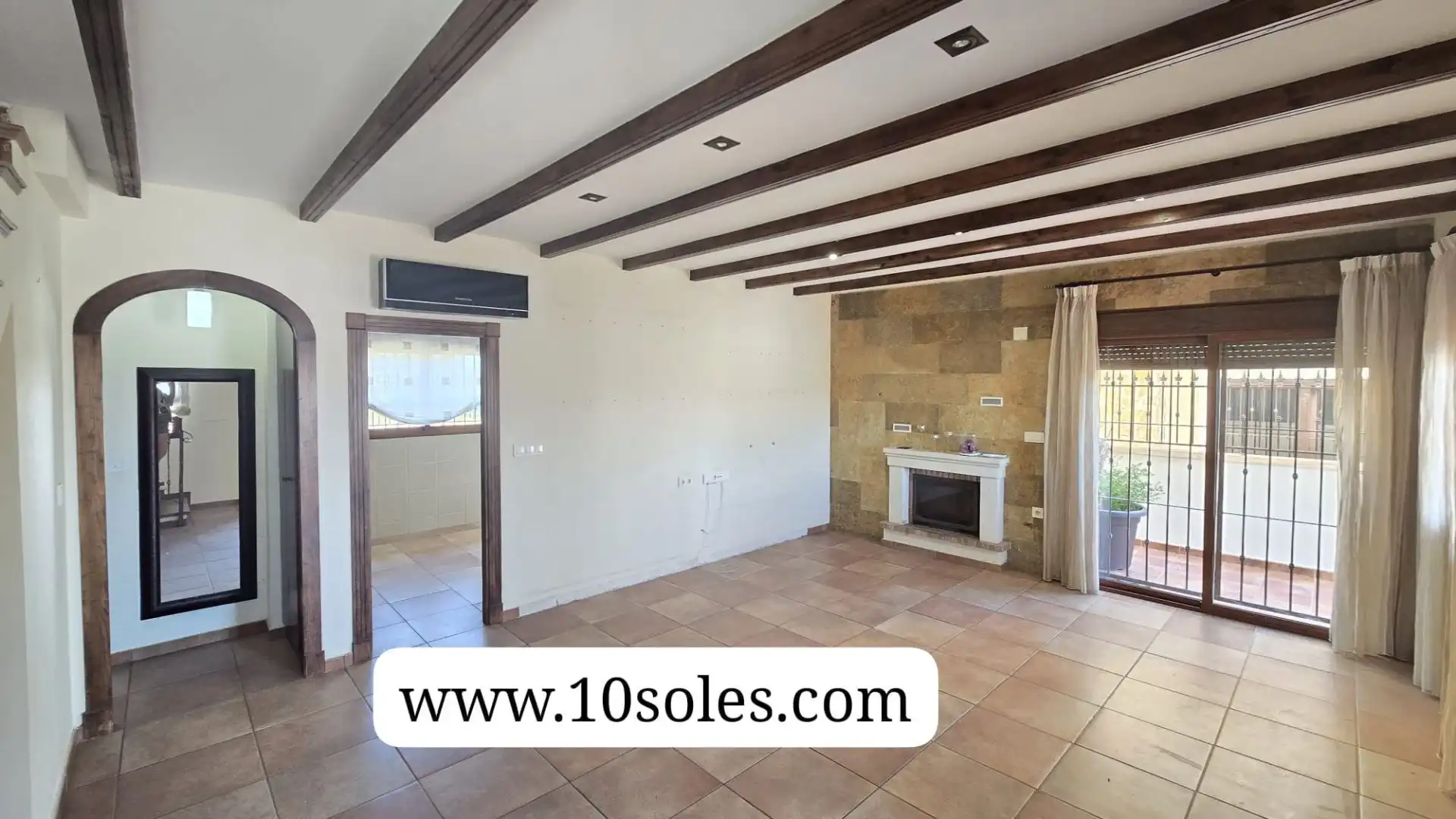 Sala de estar de Casa adosada en venta en Bigastro con Terraza, Trastero y Piscina
