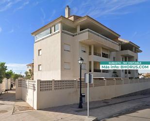 Vista exterior de Pis en venda en Fuengirola amb Jardí privat i Piscina