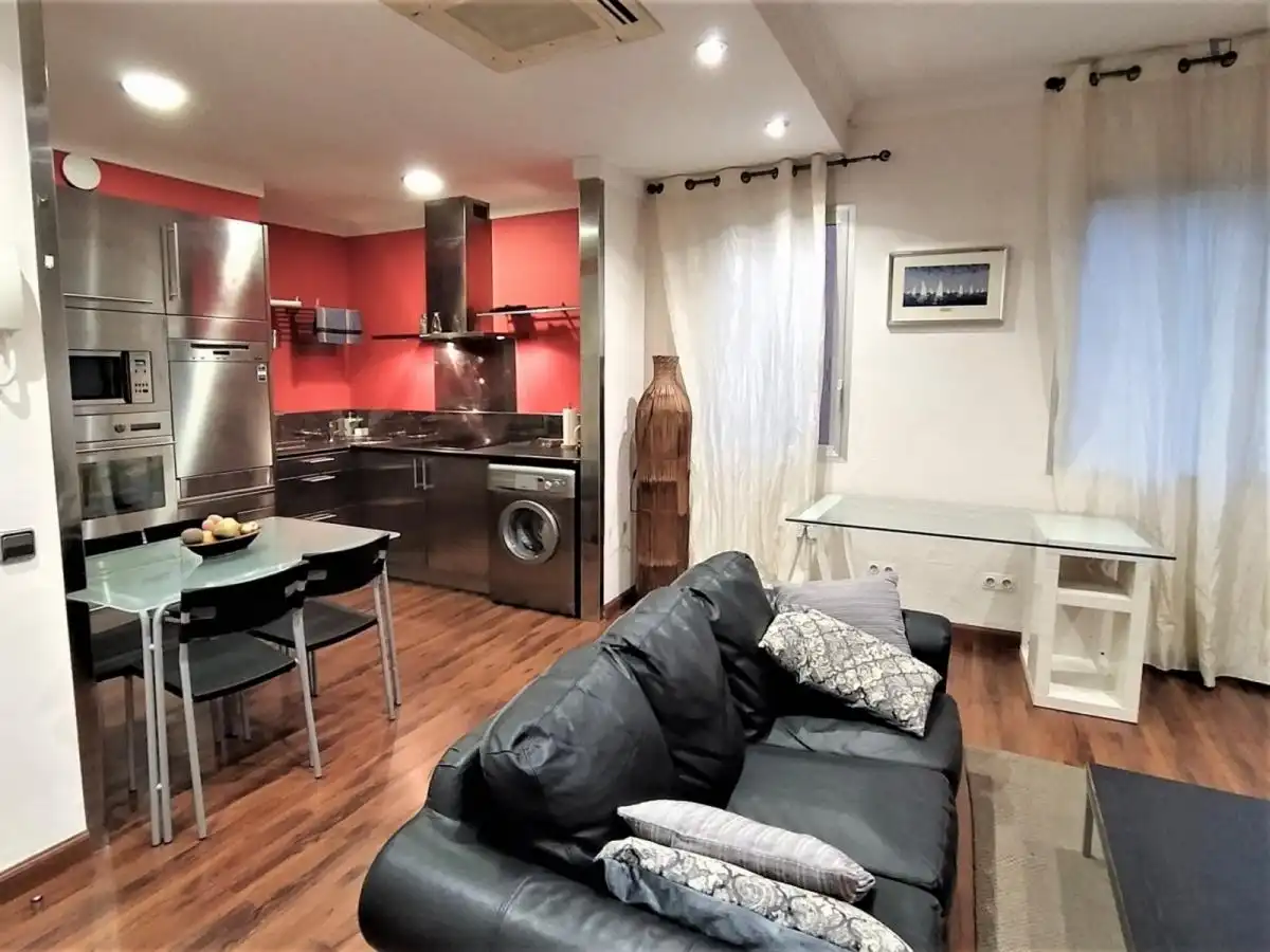 Living room of Study for rent in Barcelona  with Air Conditioner, Heating and Furnished