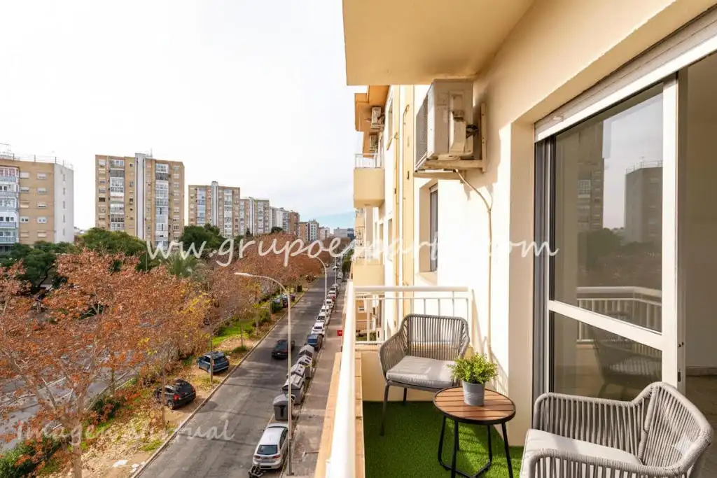 Balcony of Flat for sale in Sevilla  with Air Conditioner and Balcony