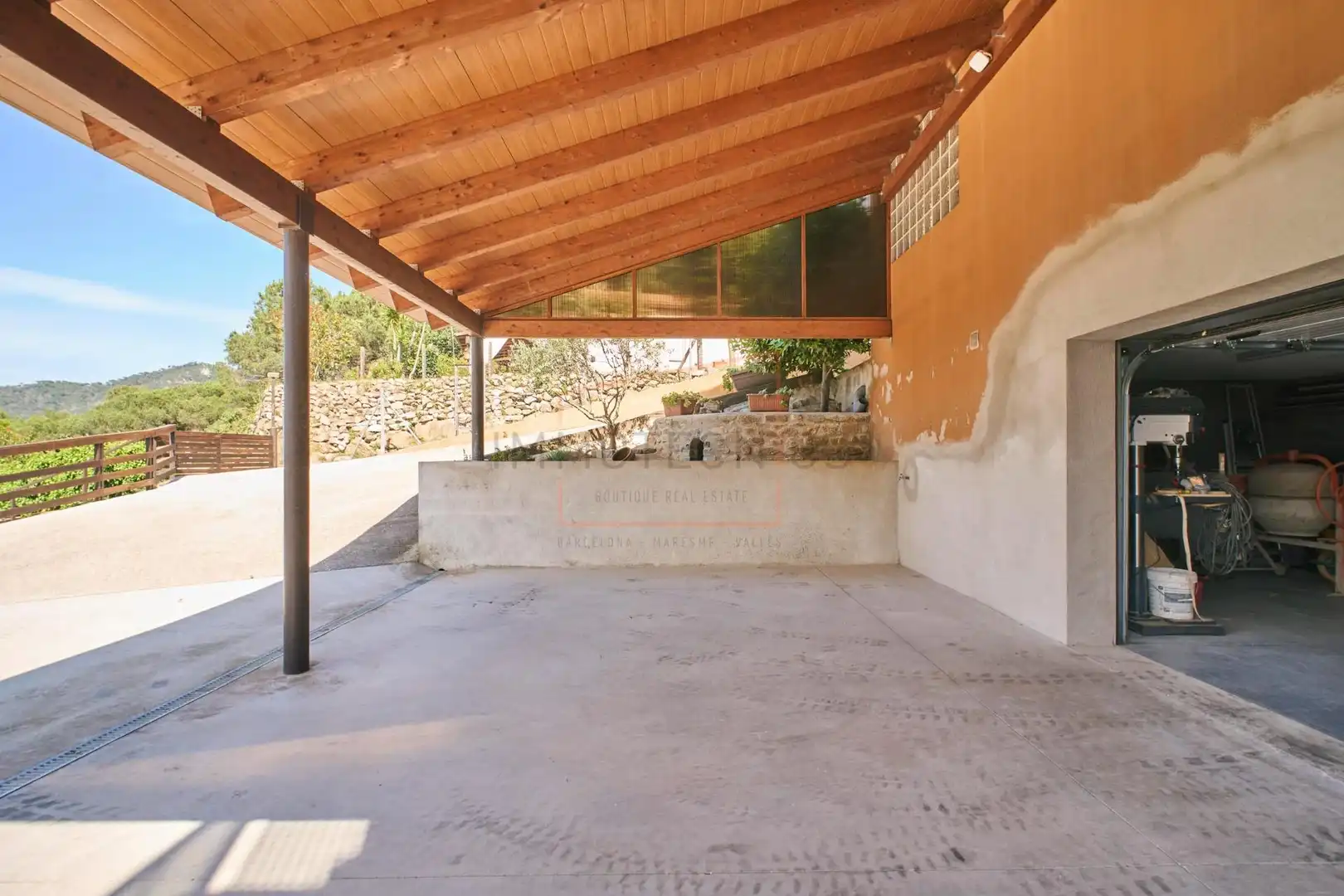 Terrassa de Casa o xalet en venda en Vilanova del Vallès amb Jardí privat, Terrassa i Piscina