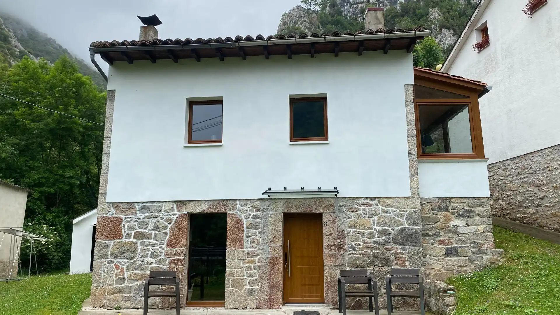 Houses for sale in Ceneya, Amieva