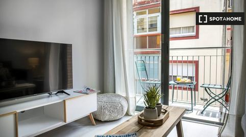 Photo 2 of Flat to rent in Collblanc, Barcelona