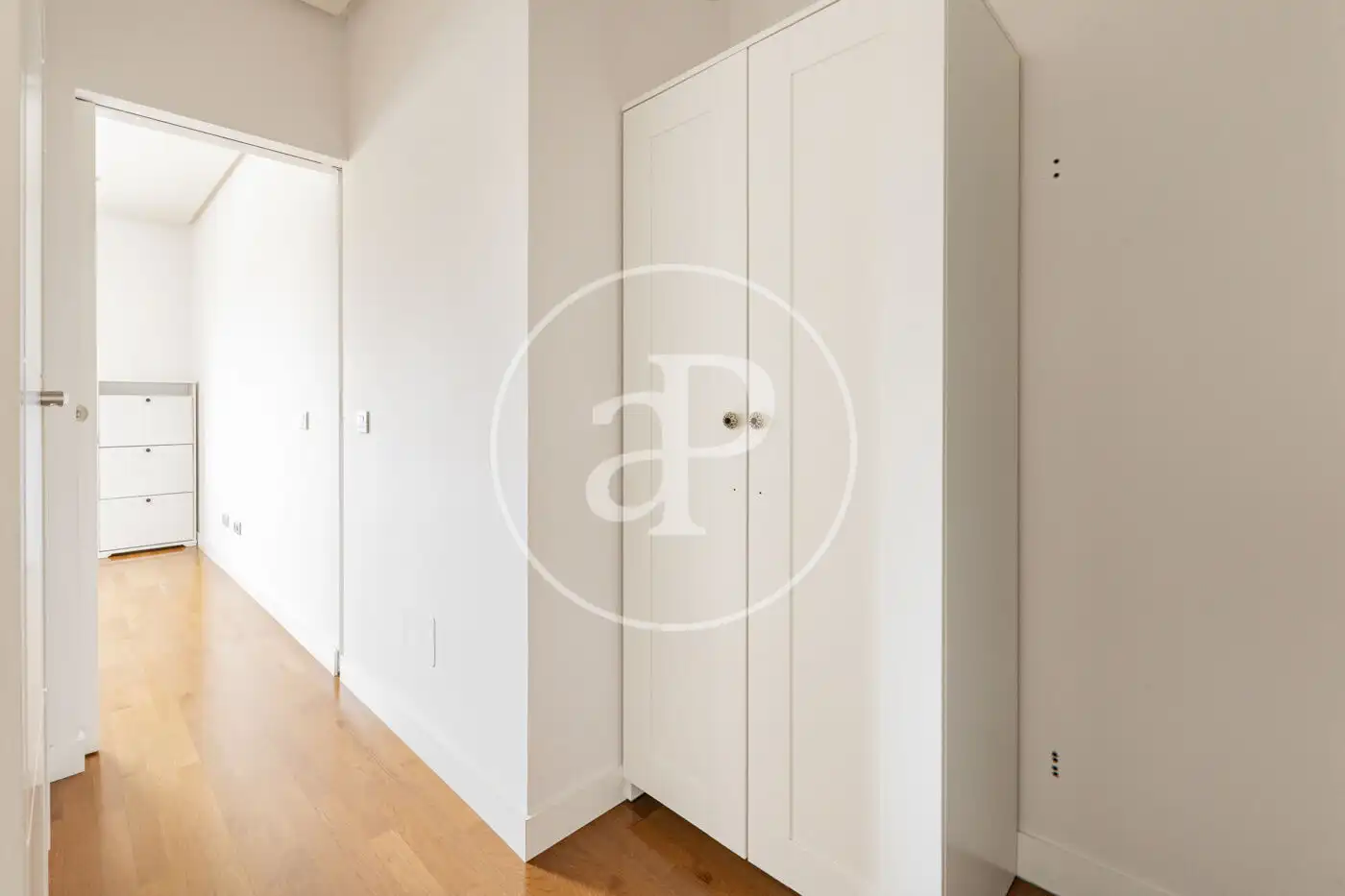 Wohnung zur Miete in Madrid mit Klimaanlage, Heizung und Abstellraum