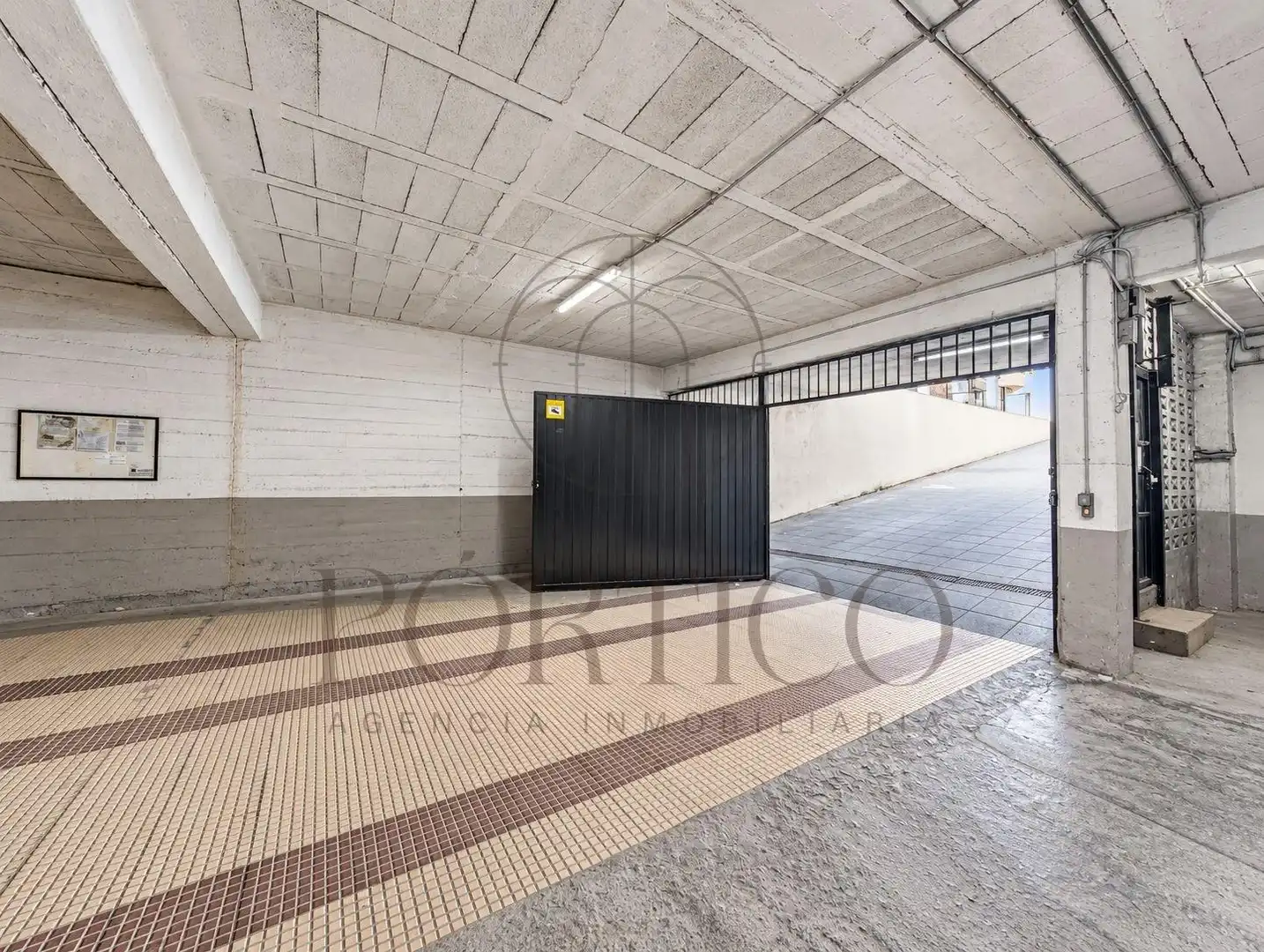 Einzelparkplatz zum Verkauf in O Porriño, imagen 8