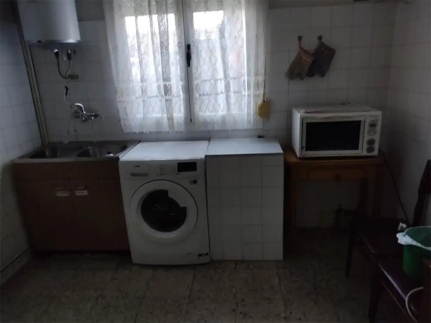 Cocina de Casa o chalet en venta en Muelas de los Caballeros con Trastero, Horno y Lavadora
