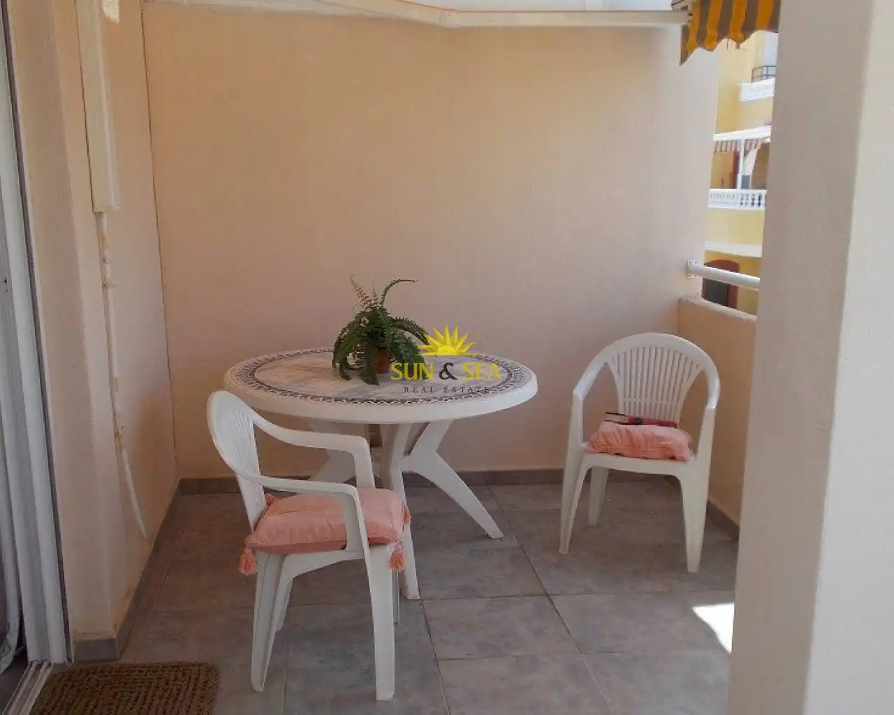 Terrassa de Pis de lloguer en Torrevieja amb Aire condicionat, Calefacció i Terrassa