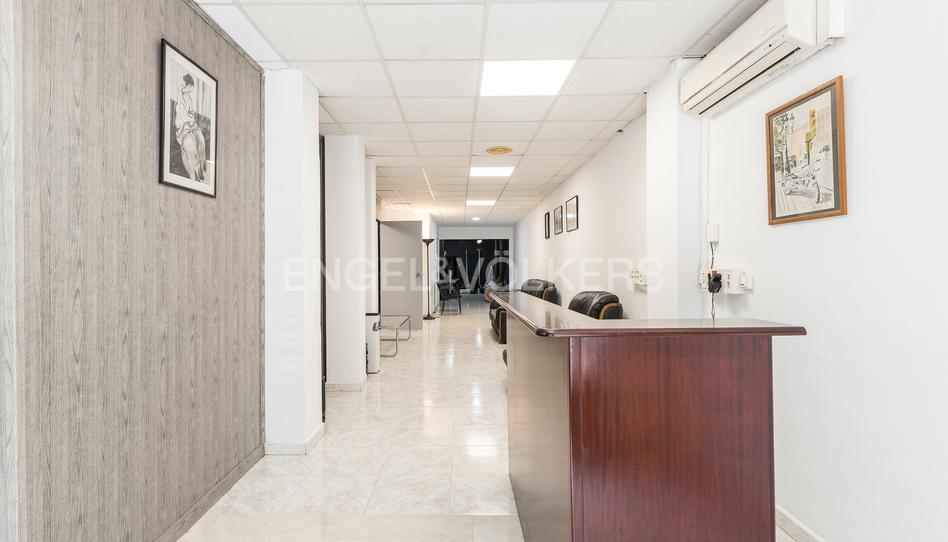 Foto 1 de Oficina en venda a El Guinardó, Barcelona