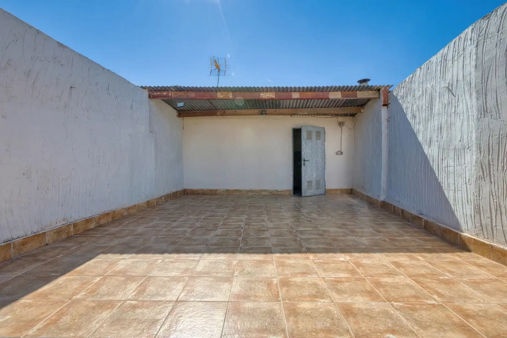 Terrace of Detached homes for sale in Sant Joan d'Alacant  with Air Conditioner, Heating and Parquet flooring