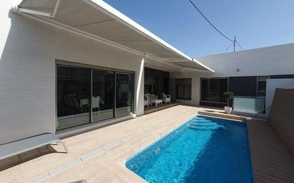 Swimming pool of House or chalet for sale in Catral  with Air Conditioner, Private garden and Terrace