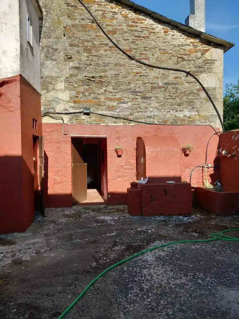 Vista exterior de Finca rústica en venda en Baralla amb Balcó