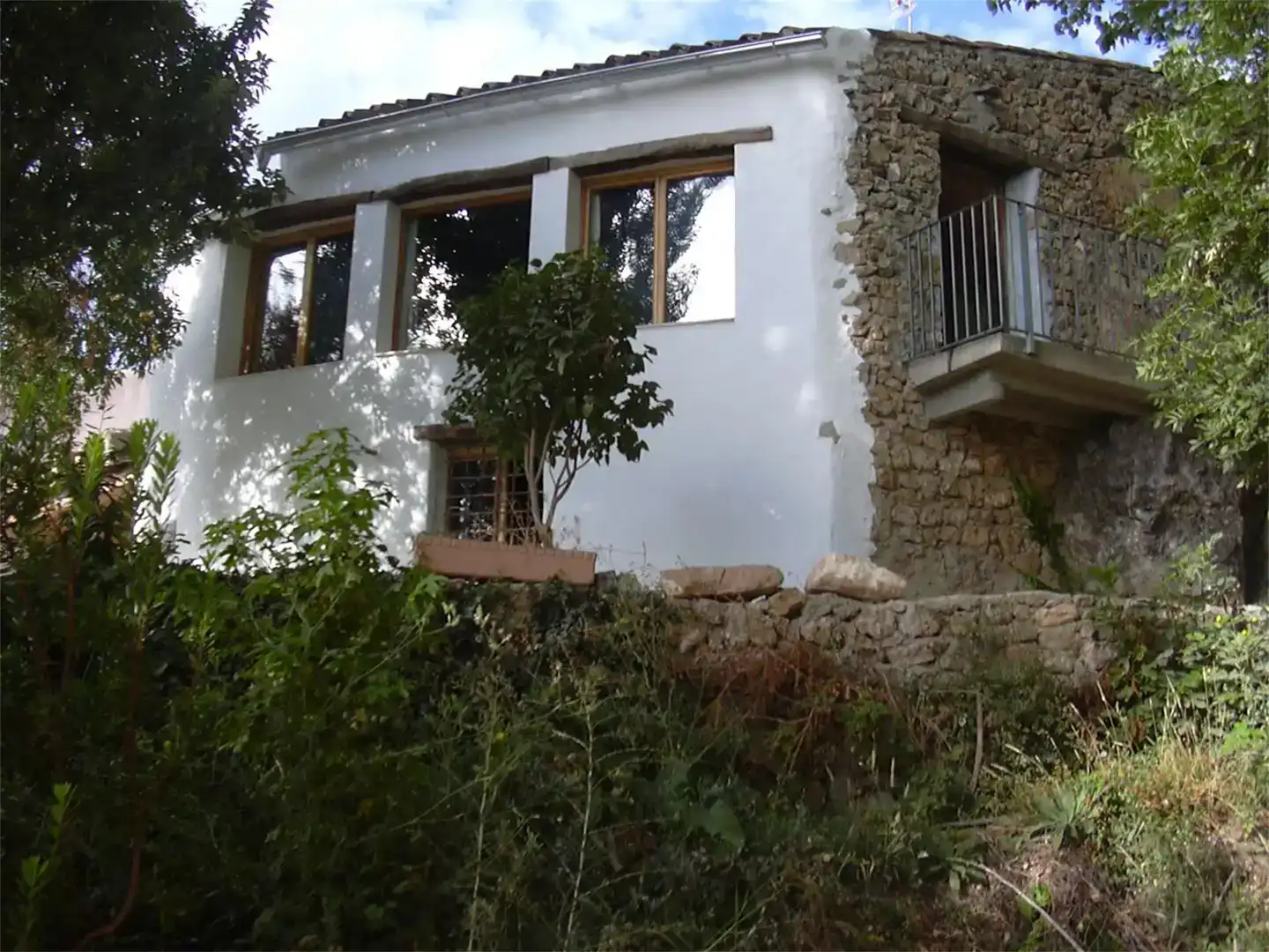 Vista exterior de Finca rústica en venda en Yeste amb Jardí privat, Traster i Piscina
