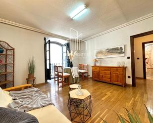 Sala d'estar de Apartament en venda en Salamanca Capital amb Calefacció, Parquet i Terrassa