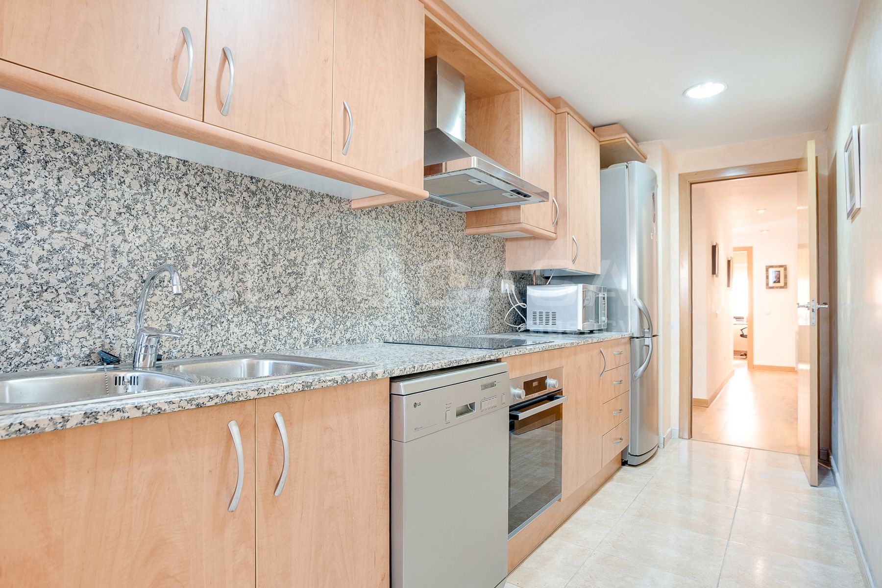 Kitchen of Flat for sale in Santa Coloma de Gramenet  with Heating, Terrace and Storage room