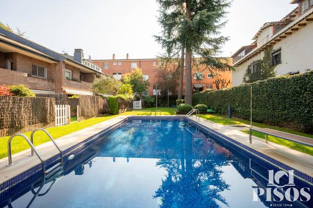 Casa adosada en Venta en Perez Moya en Arxiu