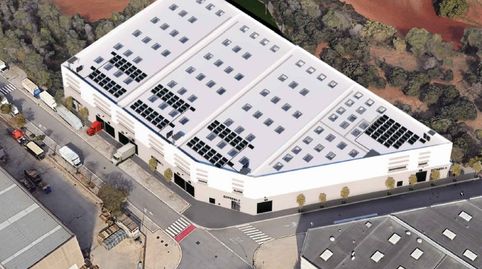 Foto 3 von Fabrikhallen zur Miete in Can Roqueta, Sabadell
