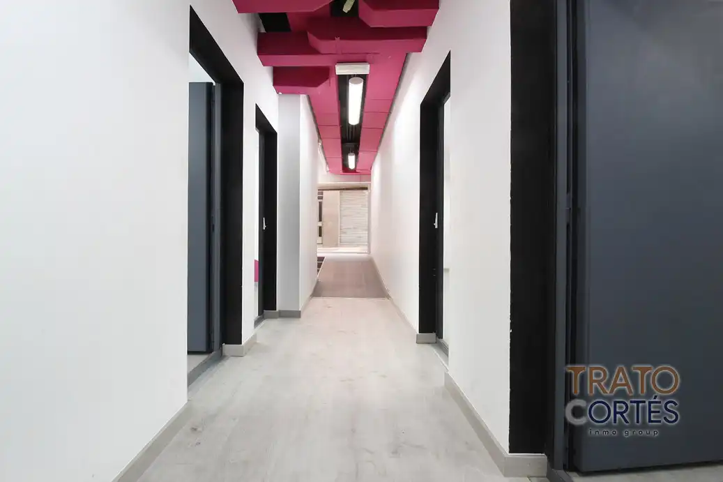 Gewerbefläche zum Verkauf in Carrer del Centre, imagen 8