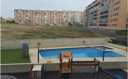 Swimming pool of Flat for sale in  Zaragoza Capital