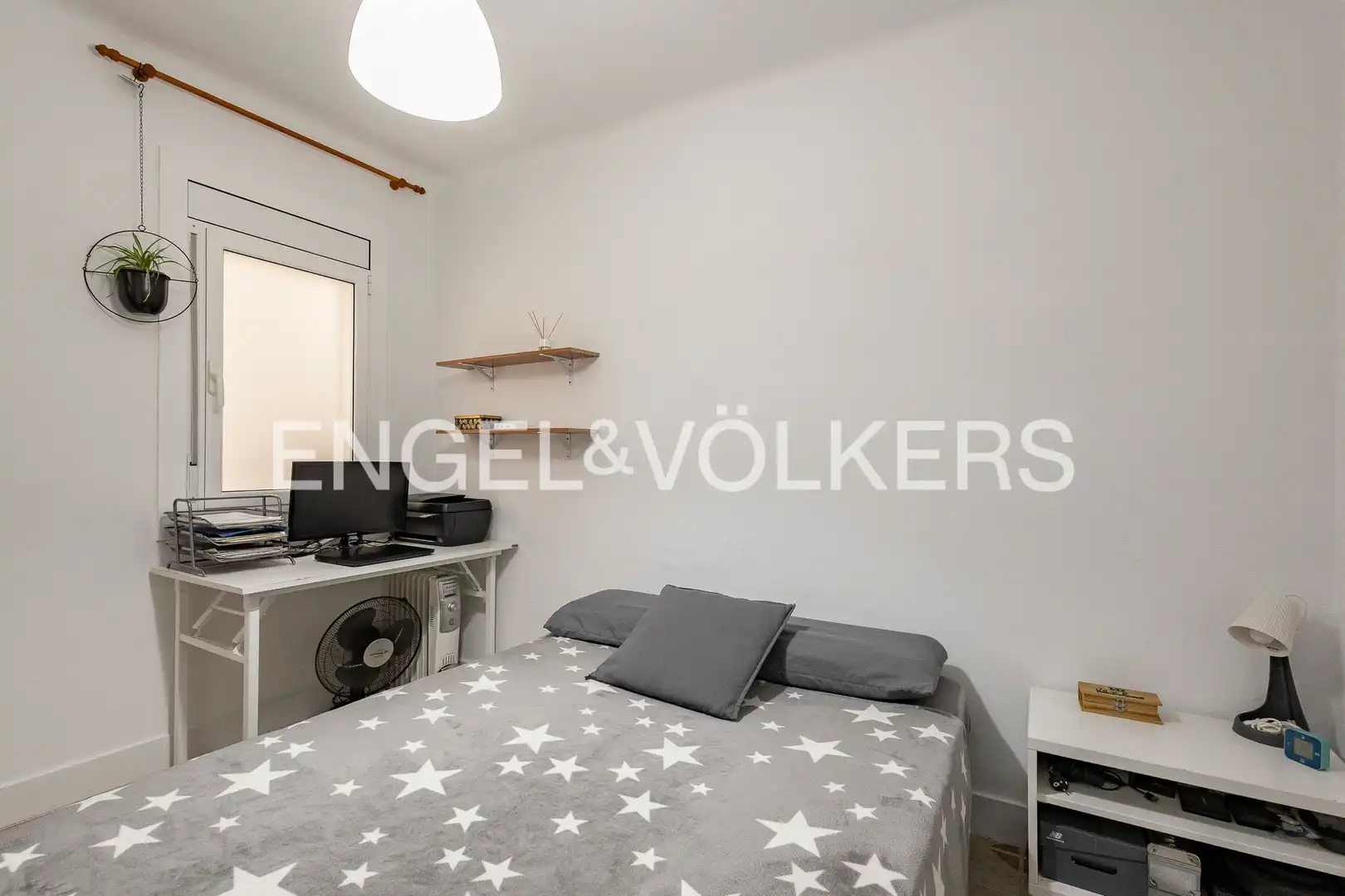 Habitación de Piso en venta en Esplugues de Llobregat con Calefacción y Terraza