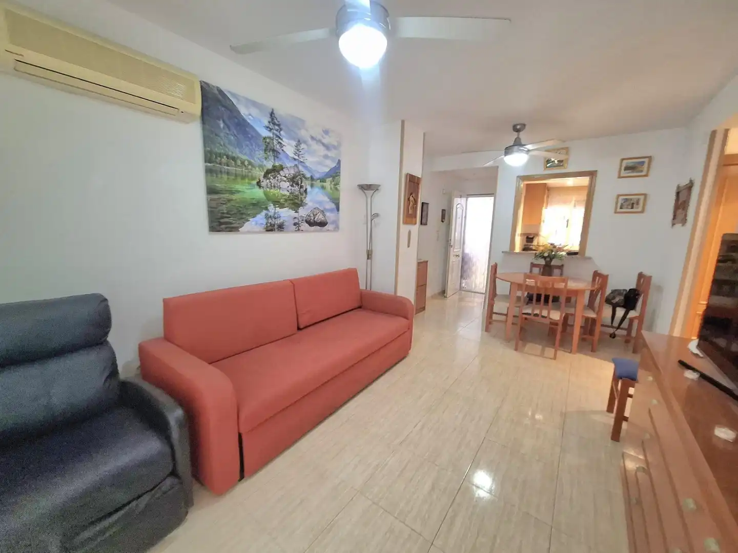 Sala d'estar de Pis en venda en Oropesa del Mar / Orpesa amb Aire condicionat, Balcó i Piscina comunitària