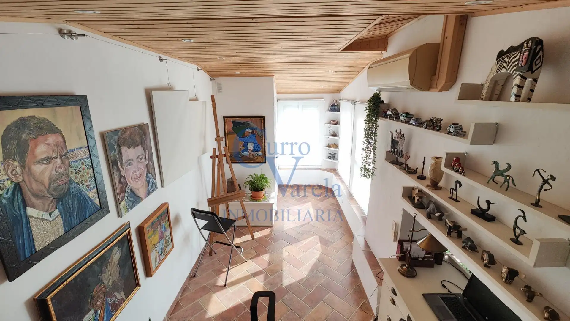 Living room of Houses for sale in Dos Hermanas  with Air Conditioner, Heating and Private garden