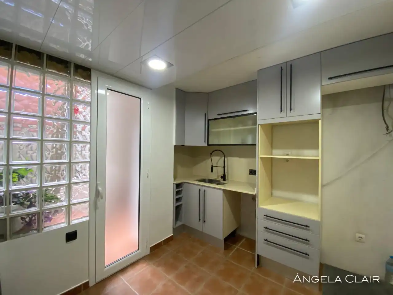 Cocina de Piso en venta en Terrassa con Terraza