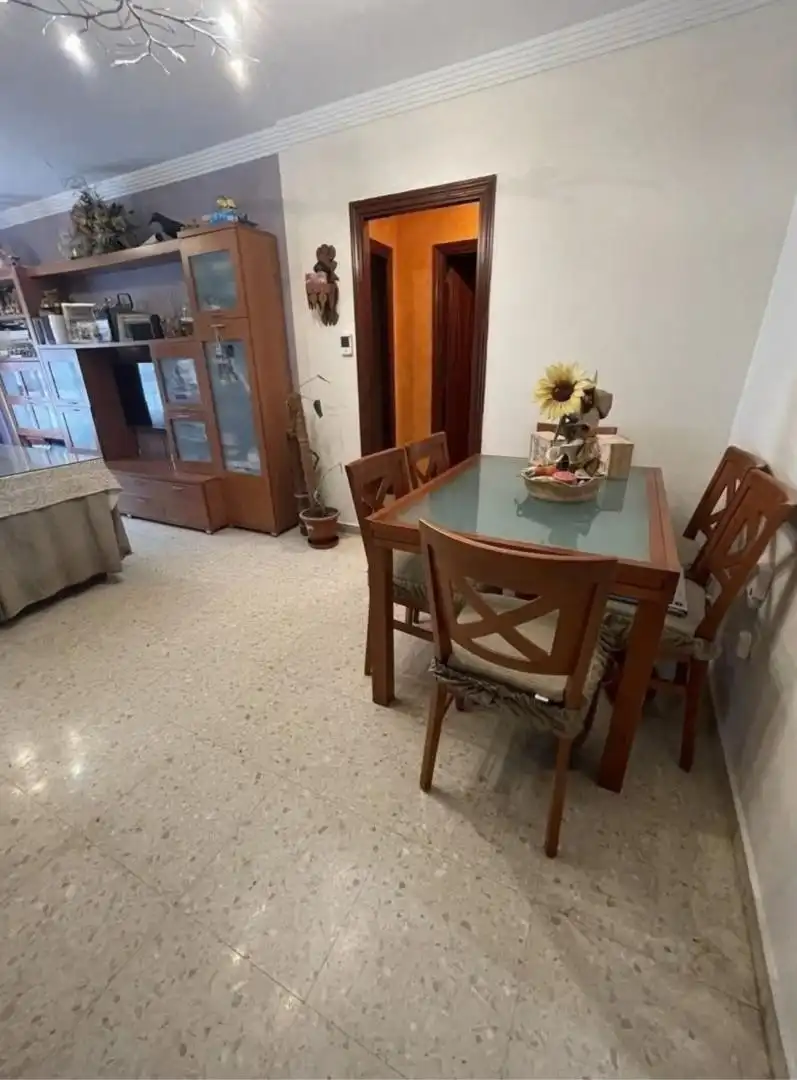 Comedor de Piso en venta en Sant Joan - TV3  