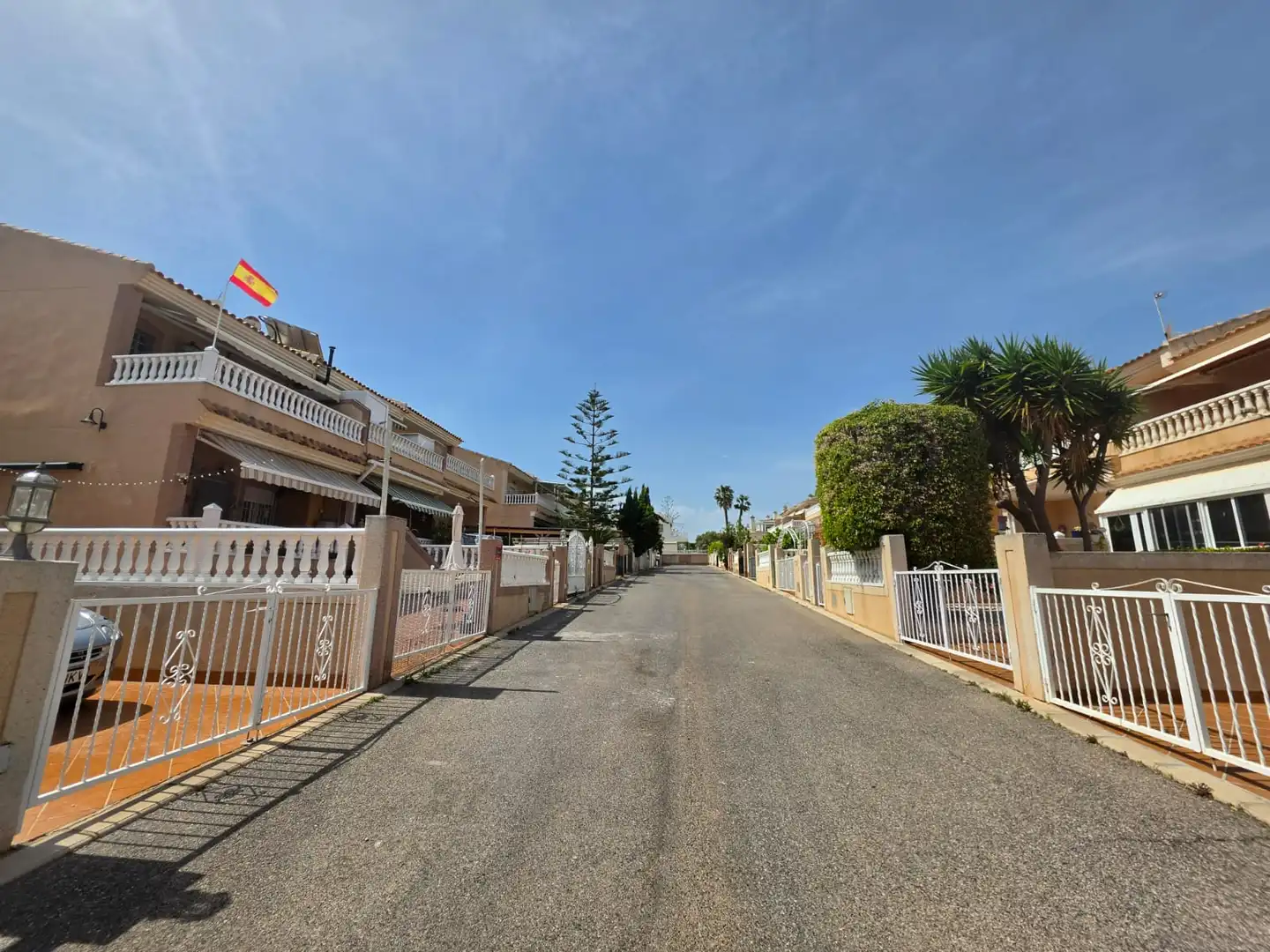 Vista exterior de Casa o chalet en venta en Torrevieja con Amueblado