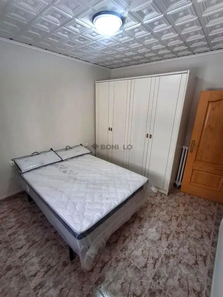 Bedroom of Ground floor for rent in Teruel  with Heating, Terrace and Furnished