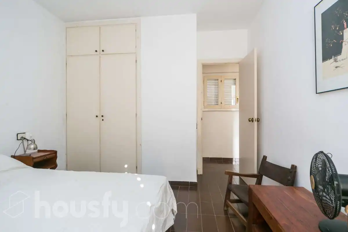 Dormitori de Casa o xalet en venda en Tarragona amb Calefacció, Jardí privat i Parquet