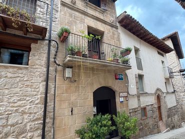 Hôtel à vendre à Valderrobres