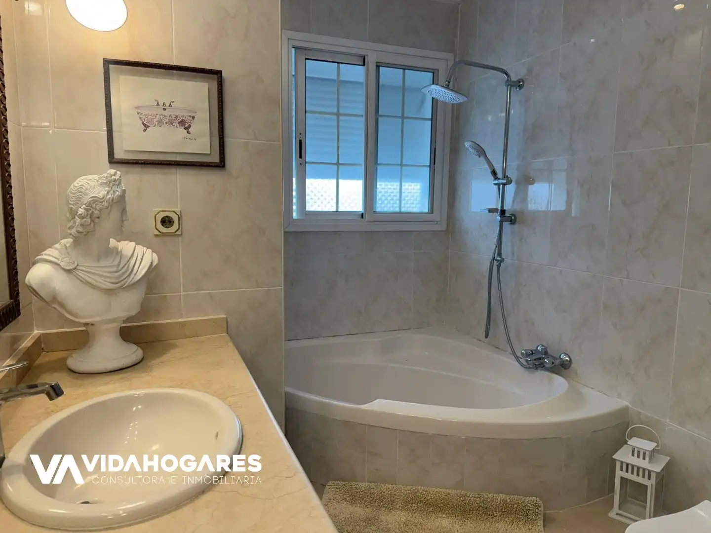 Bathroom of Flat for sale in Rota  with Terrace