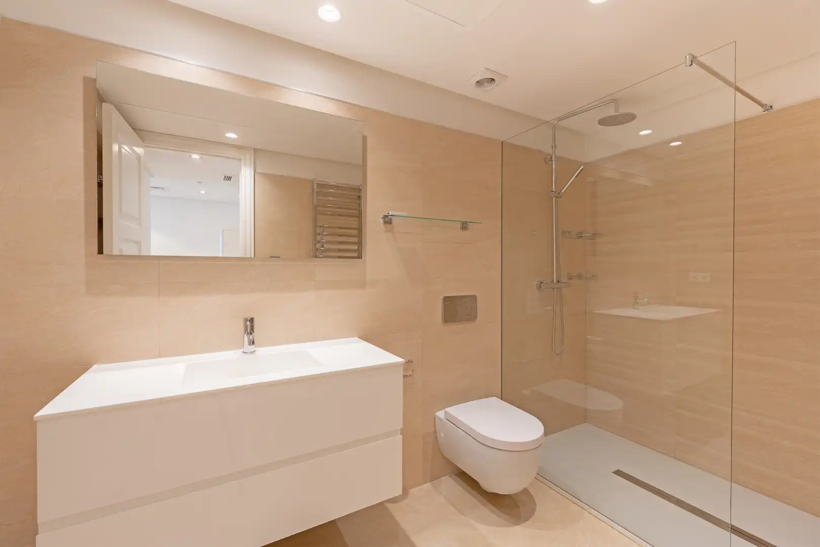 Baño de Planta baja en venta en Estepona con Aire acondicionado, Terraza y Trastero