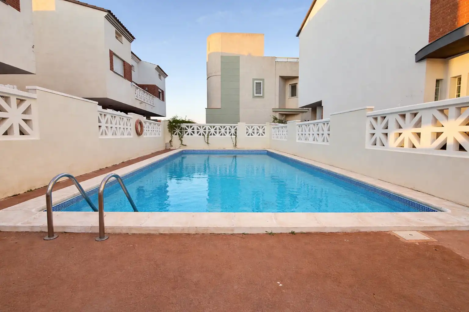 Piscina de Casa adosada de alquiler en Moncofa con Terraza, Horno y Lavadora