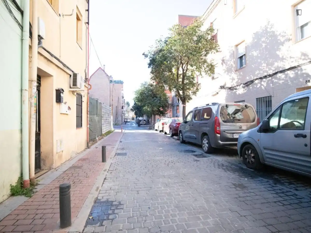 Study for rent in Palomeras Bajas