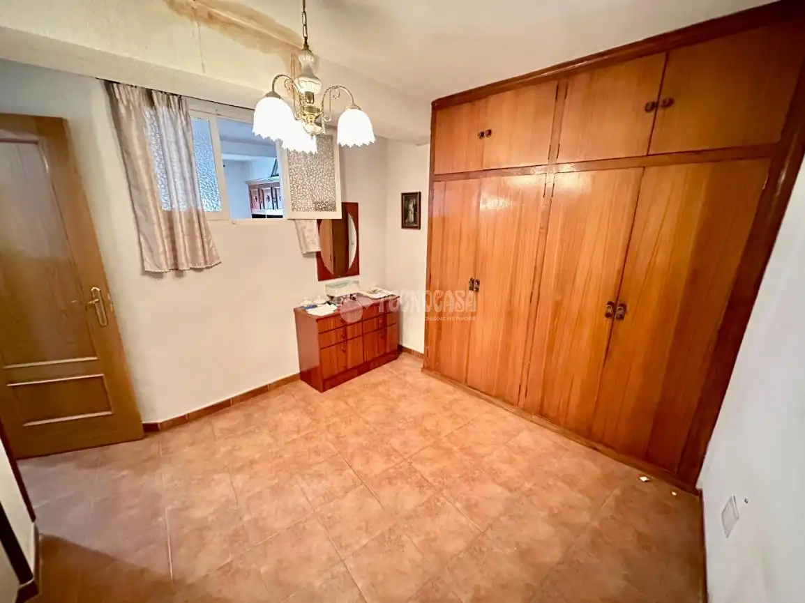 Bedroom of Detached homes for sale in Marchamalo  with Heating