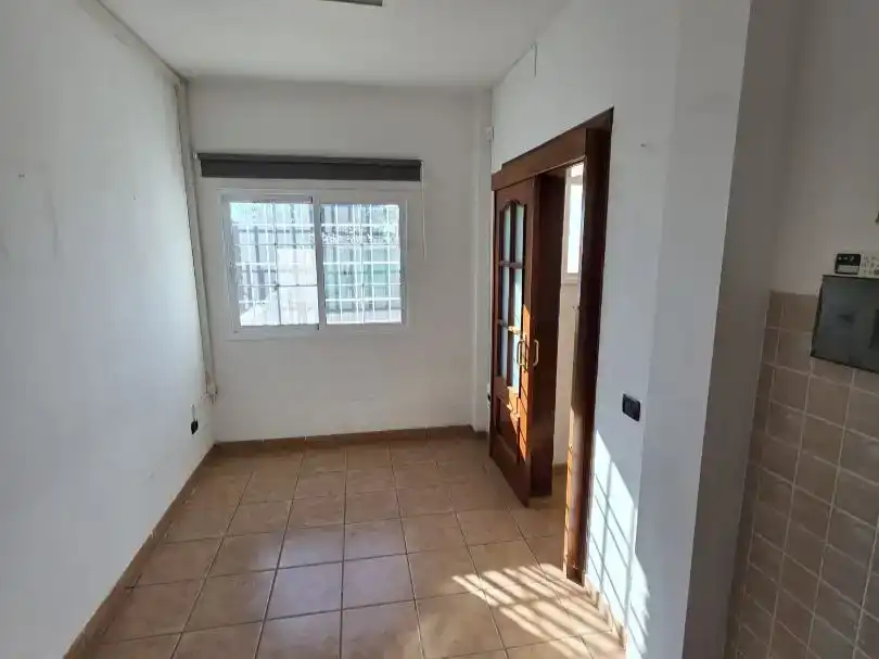 Vista exterior de Casa adosada en venda en El Rosario amb Aire condicionat, Traster i Balcó