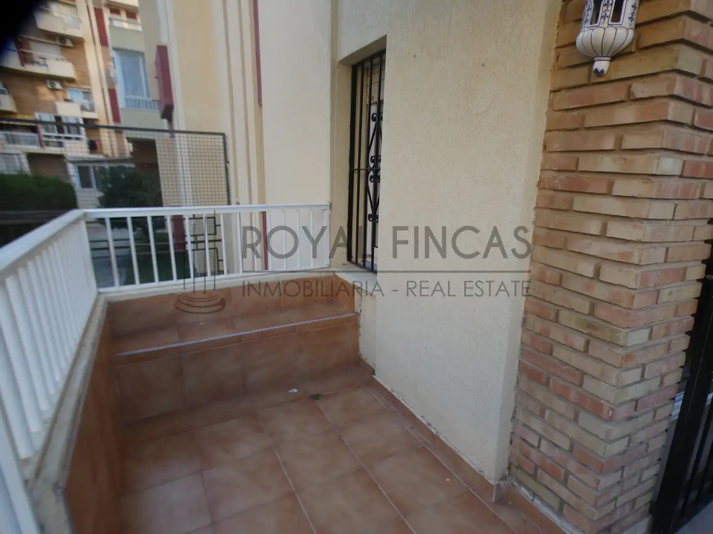 Vista exterior de Pis en venda en Benalmádena amb Aire condicionat, Terrassa i Moblat