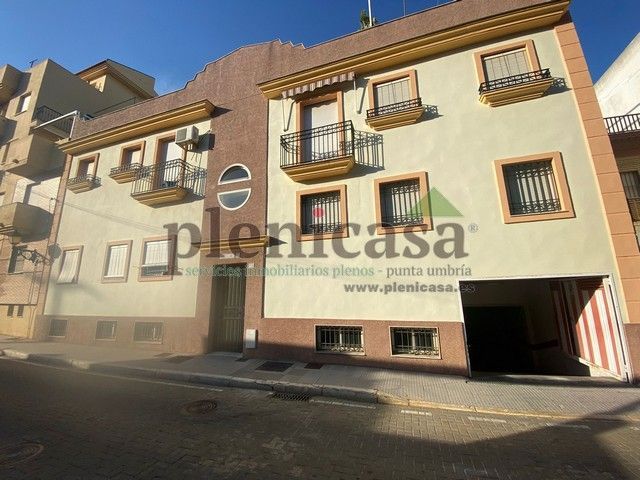 Vista exterior de Garatge en venda en Punta Umbría