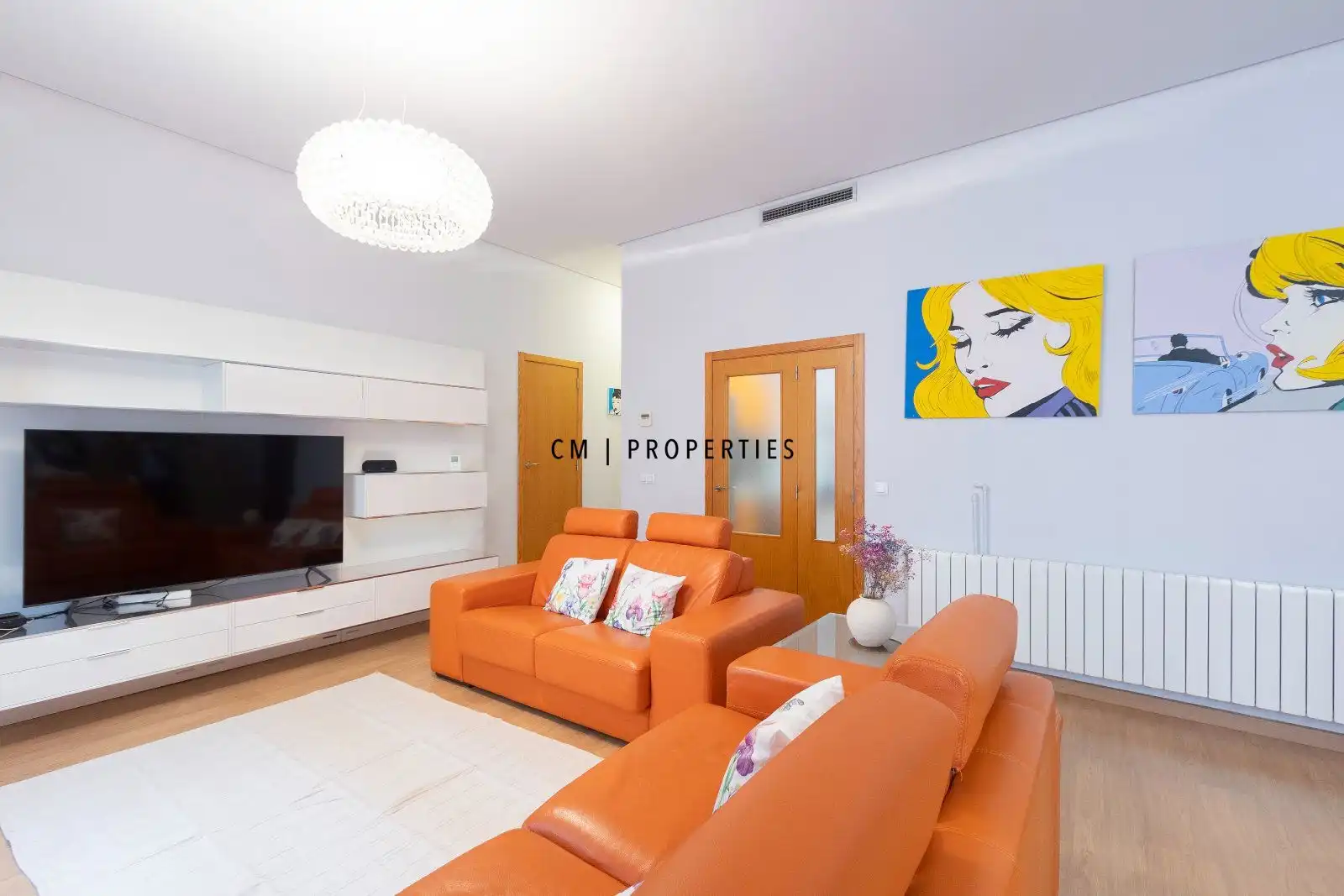 Exterior view of Flat for rent in Ciutat Vella 