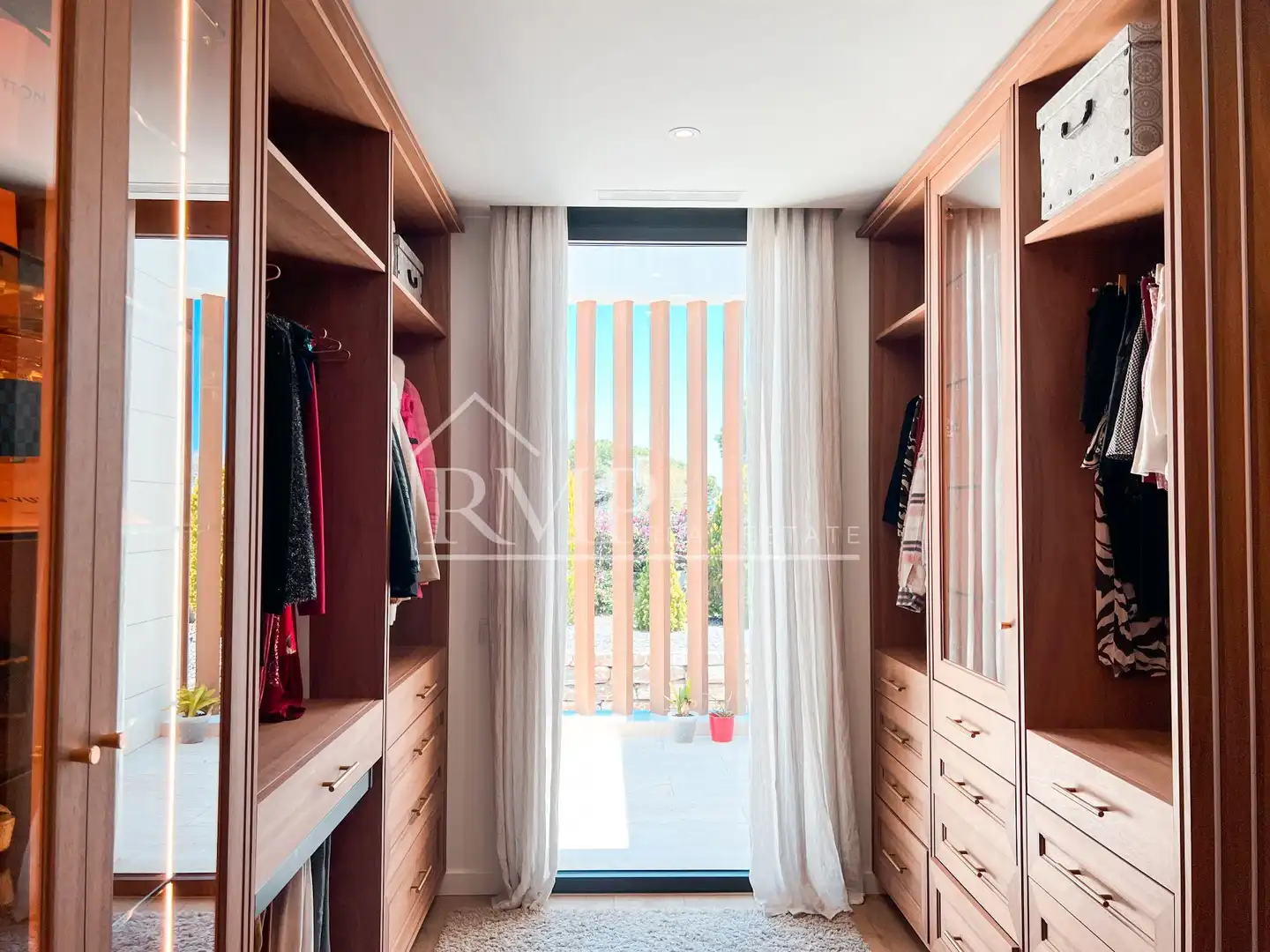 Habitación de Casa o chalet en venta en Sant Andreu de Llavaneres con Aire acondicionado, Calefacción y Jardín privado
