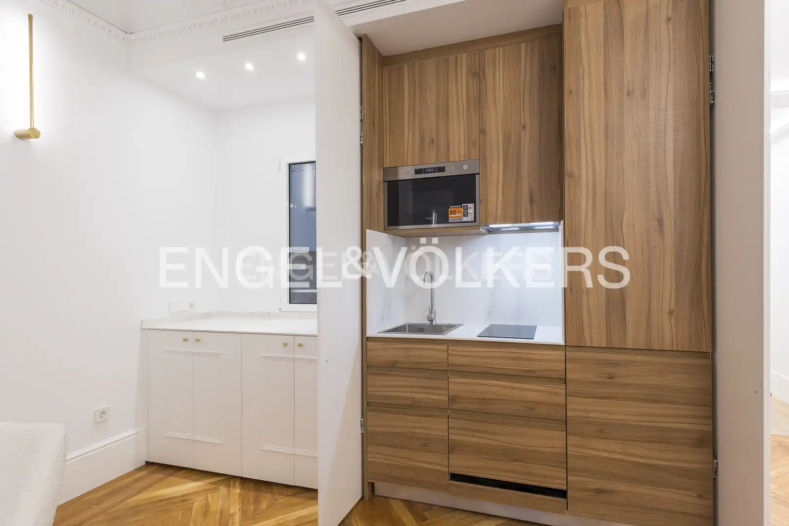 Kitchen of Flat for sale in Madrid  with Air Conditioner, Heating and Furnished